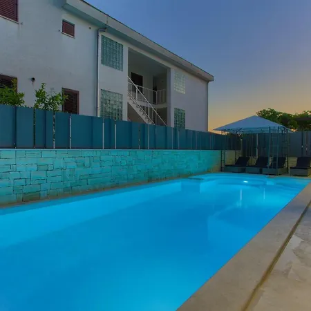 Apartment Luxury Vall