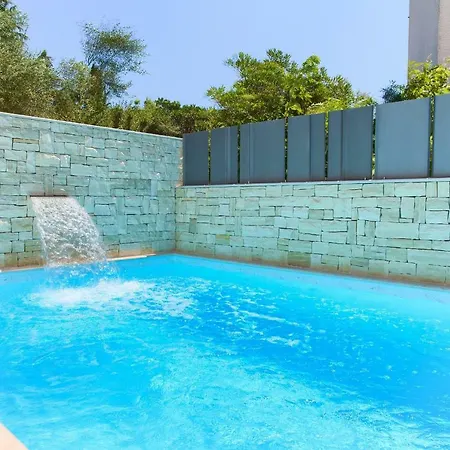 Luxury Vall Apartment
