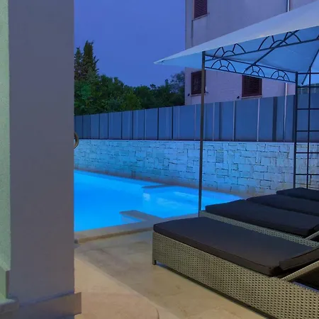 Apartament Luxury Vall *