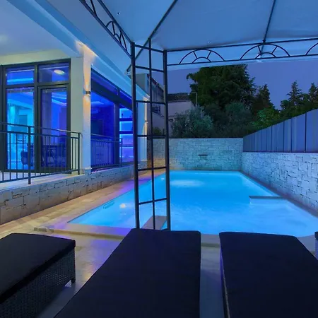 Luxury Vall