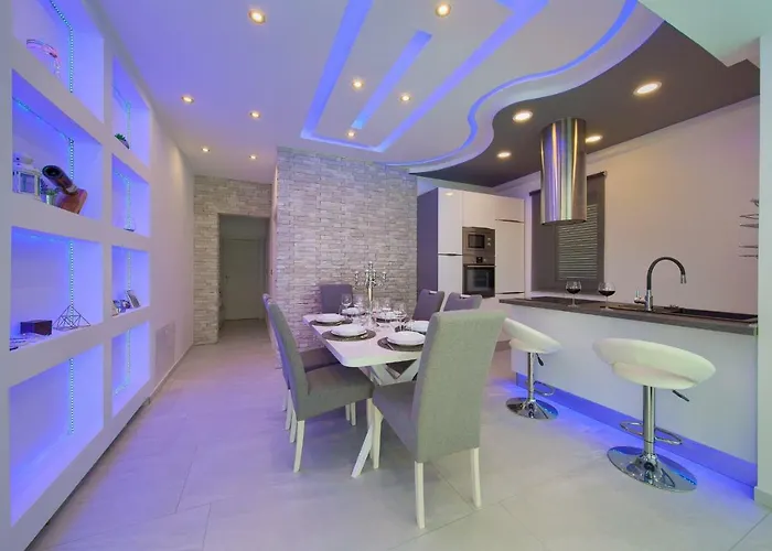 Luxury Vall Apartman *