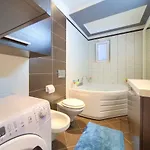Luxury Vall