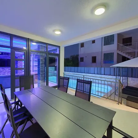 Luxury Vall Appartamento *